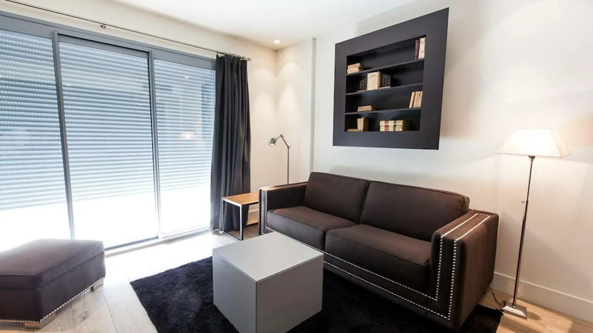 Cosmopolita Apartments Consell De Cent Barcelona