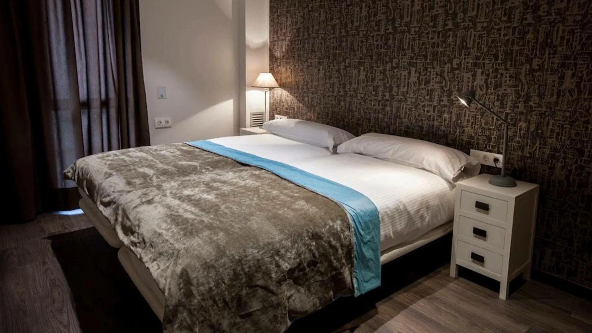 Cosmopolita Apartments Consell De Cent Barcelona