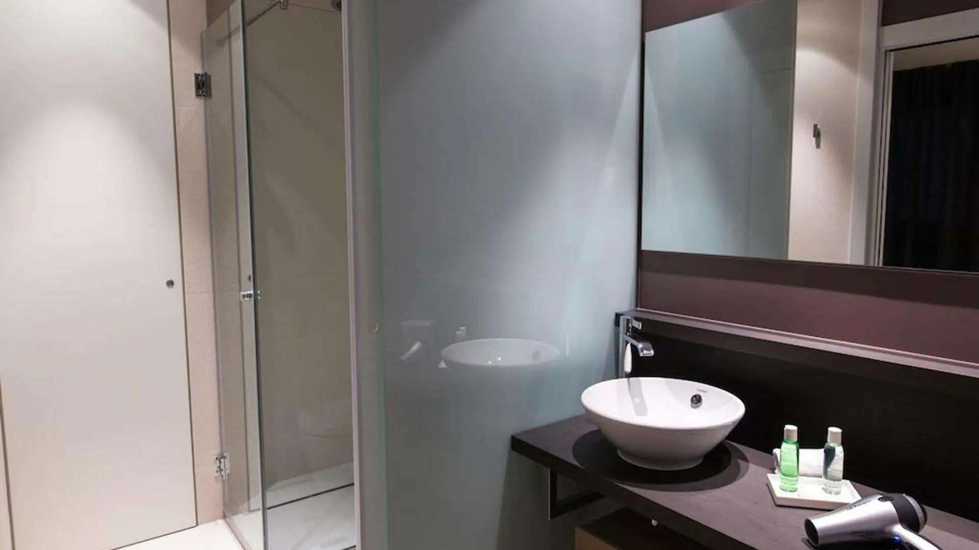 Cosmopolita Apartments Consell De Cent Barcelona