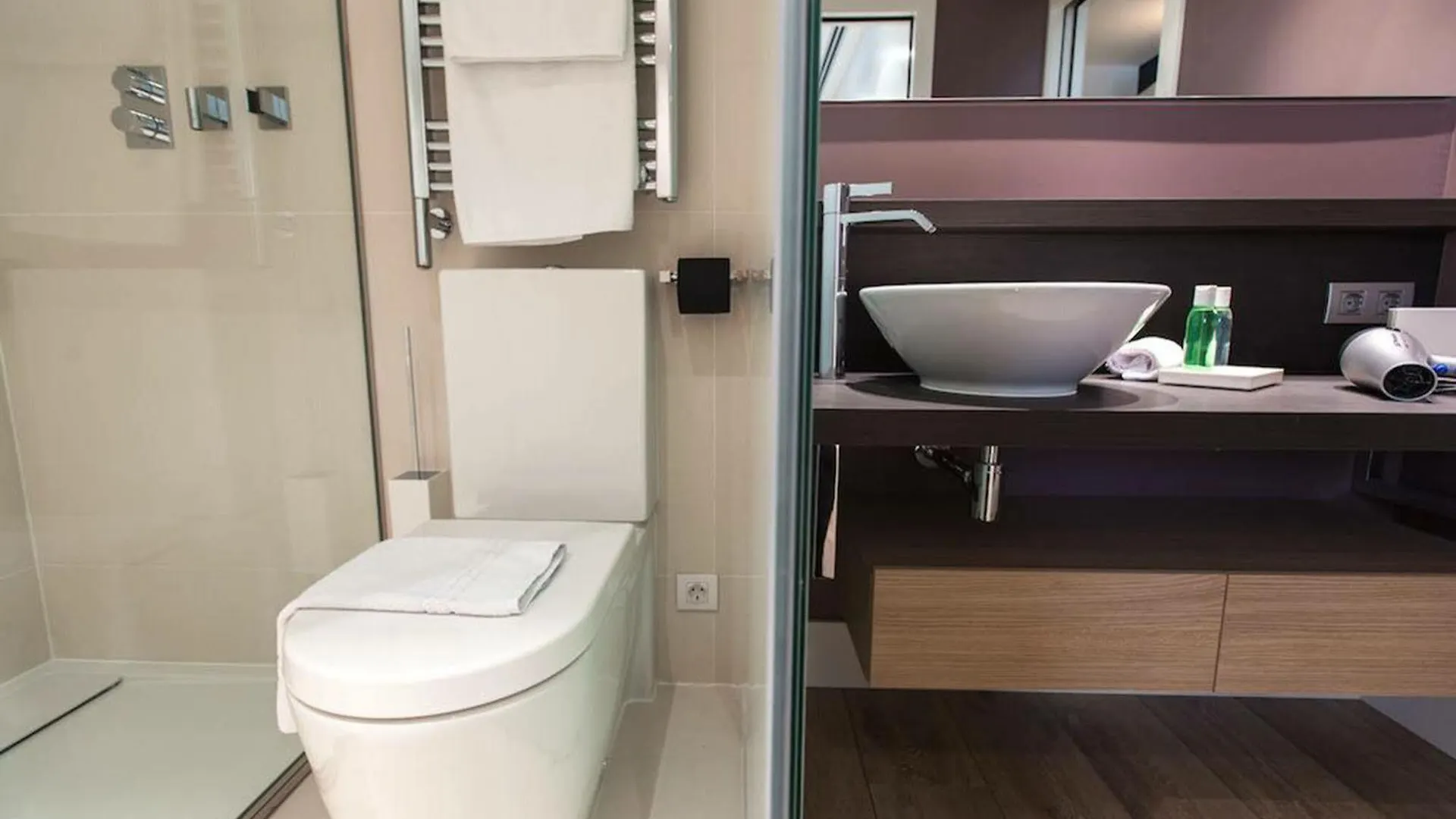 Cosmopolita Apartments Consell De Cent Barcelona 0*,  Spain